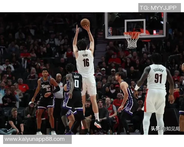 开拓者比赛回顾杨瀚森展现卓越纪律性与执行力的精彩表现