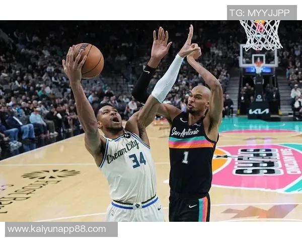 勇士队积极追逐字母哥雄鹿尚未拒绝交易提议